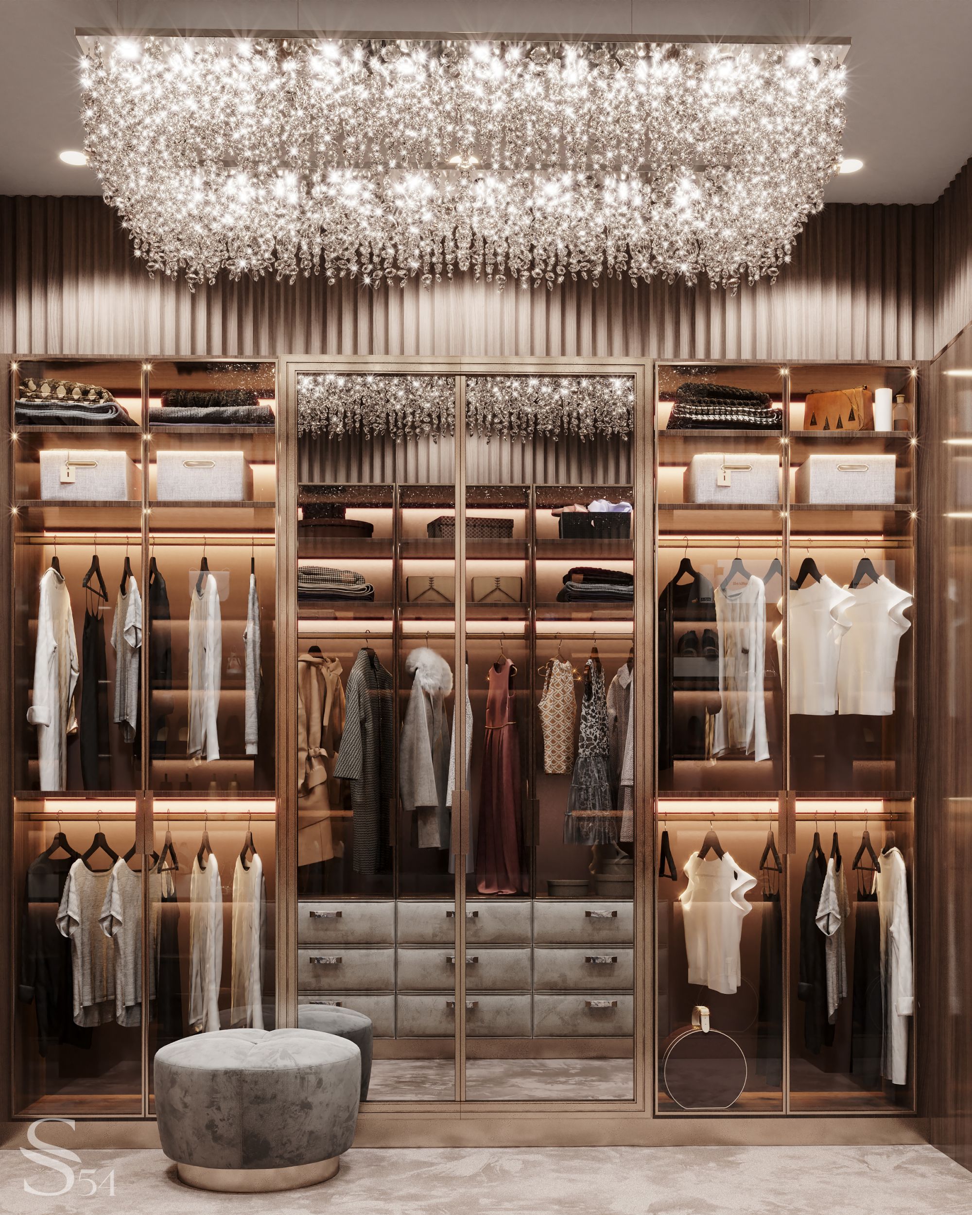 The wardrobe is adorned with Ilfari chandelie The wardrobe is adorned with Ilfari chandelie